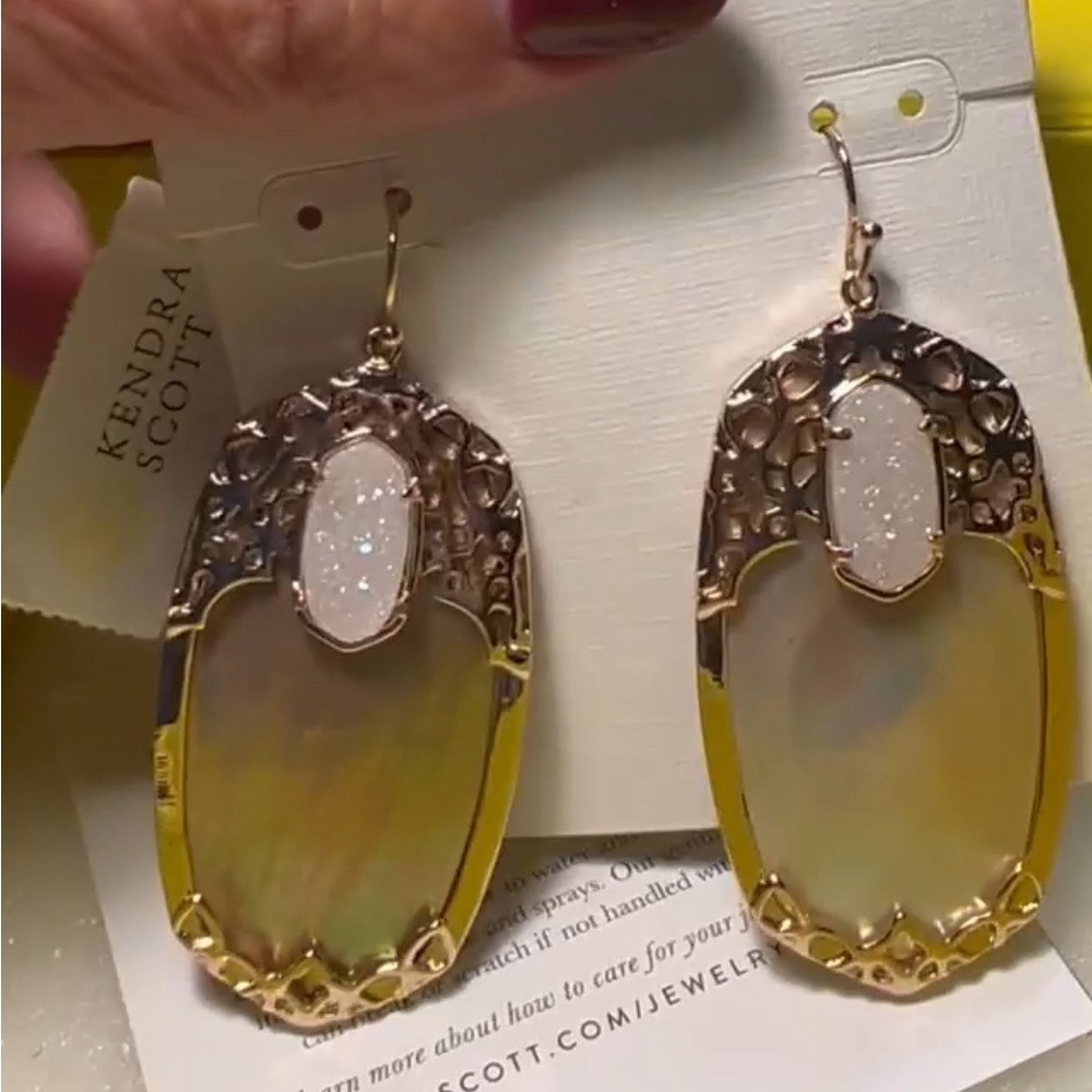 NWT Kendra Scott Deva Earrings Rose Gold Brown Pearl & Iridescent Drusy So RARE! - Picture 3 of 12